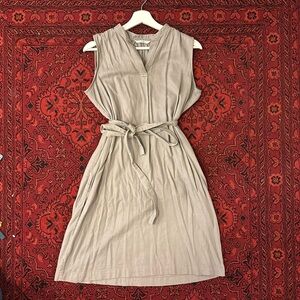 Uniqlo linen summer dress (with pockets!)